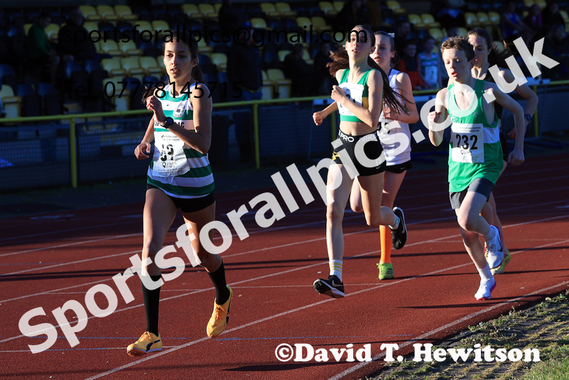 The 1500 metres, 2026 NEGP 1, Monkton Stadium. Photo: David T. Hewitson/Sports for All Pics
